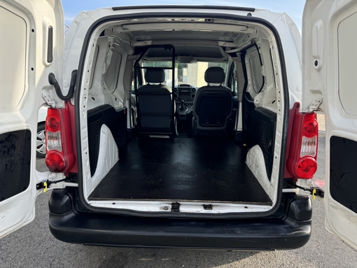 Peugeot Partner 1.6 HDI 75 Ch pack 2011 - vue 8