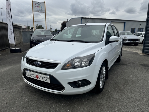 Ford Focus 1.6 110 Ch 2010 - vue 7