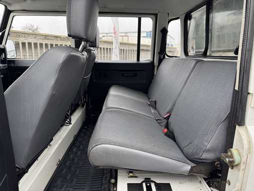 Land Rover Defender L316 2.5 Td5 122 Ch 2005 - vue 5