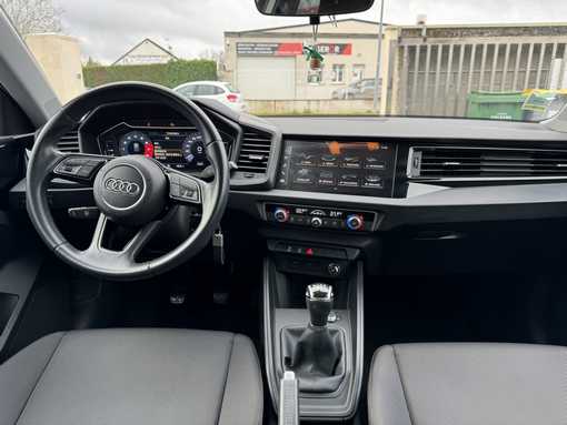 Audi A1 Sportback 116 Ch sline 2019 - vue 10