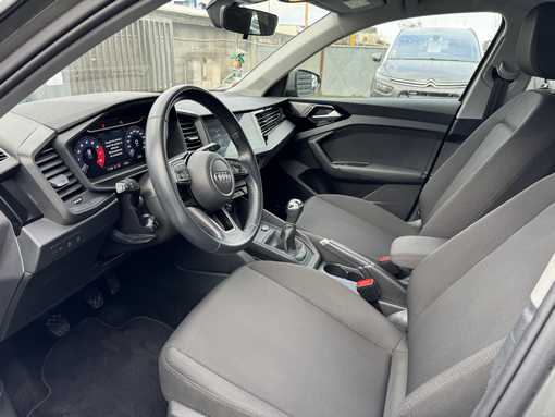Audi A1 Sportback 116 Ch sline 2019 - vue 12