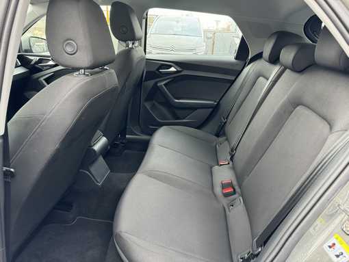 Audi A1 Sportback 116 Ch sline 2019 - vue 13