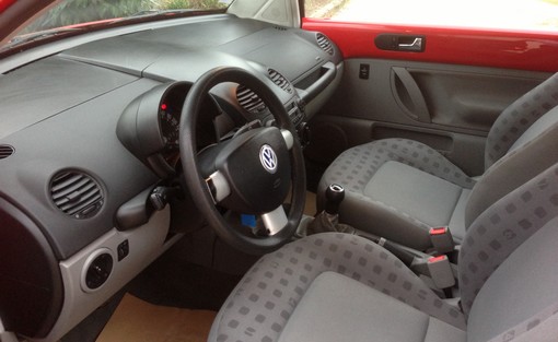 Volkswagen New Beetle 2.0 115ch 2001 - vue 5