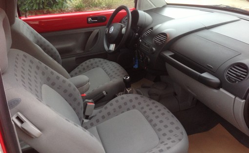 Volkswagen New Beetle 2.0 115ch 2001 - vue 6