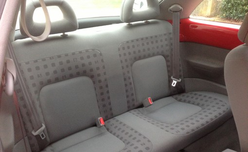 Volkswagen New Beetle 2.0 115ch 2001 - vue 7