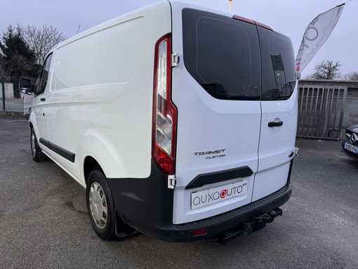 Ford Transit Custom L1H1 2.2 125 2015 - vue 3