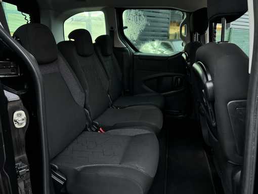 Peugeot Partner 1.2 110 Ch 2018 - vue 12