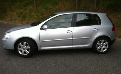Volkswagen Golf 105 Ch TDI 2008 - vue 2