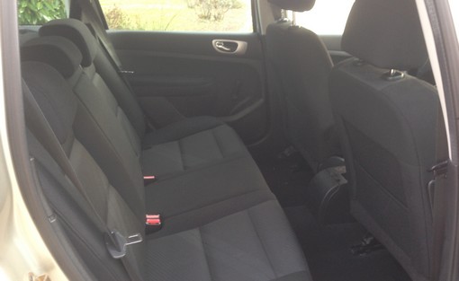 Peugeot 307 Break 1.6 HDI 110 2006 - vue 7