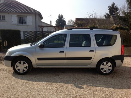 Dacia Logan Dacia 1.6 Mcv 2007 - vue 2