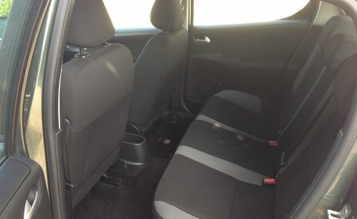 Peugeot 207 1.4 HDI 70ch 2009 - vue 6