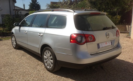 Volkswagen Passat SW 1.9 TDI 105ch 2008 - vue 4