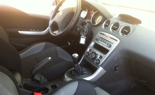 Peugeot 308 1.6 Vti 2011 - vue 3