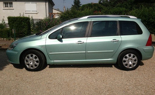 Peugeot 307 SW 1.6 110 Ch 2004 - vue 3