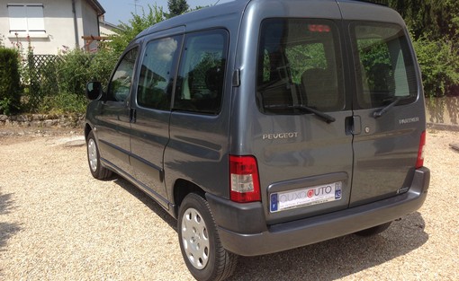 Peugeot Partner 1.6 HDI Relax 2007 - vue 3