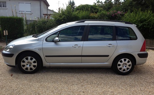 Peugeot 307 2.0 HDI 90 Ch 2004 - vue 2