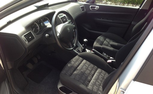 Peugeot 307 2.0 HDI 90 Ch 2004 - vue 5