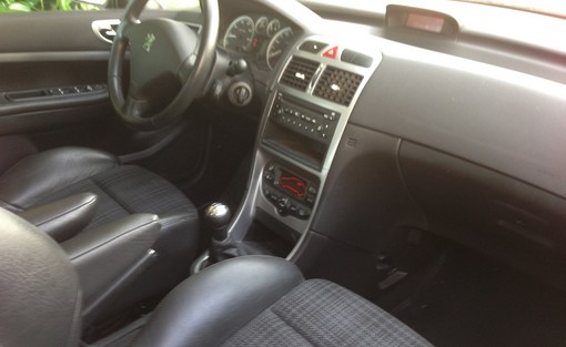 Peugeot 307 1.6 Xs 2003 - vue 8