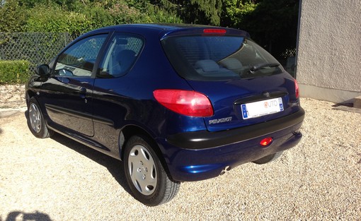 Peugeot 206 1.1 Xr 2000 - vue 3