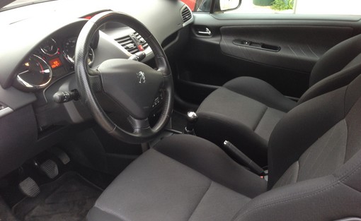 Peugeot 207 1.4 hdi trendy 2008 - vue 7