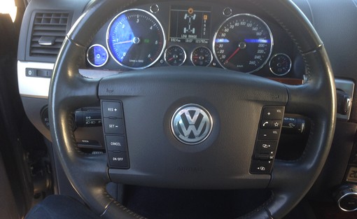 Volkswagen Touareg 3.0 v6 tdi carat bva6 2006 - vue 9