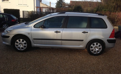 Peugeot 307 Break 1.6 hdi 90 2007 - vue 2