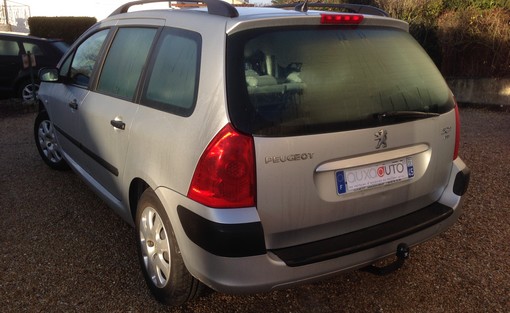 Peugeot 307 Break 1.6 hdi 90 2007 - vue 3