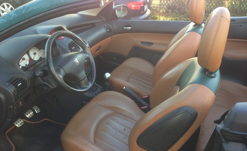 Peugeot 206 Cc 2.0 16 s roland garros 2002 - vue 7