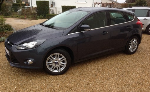 Ford Focus titanium 1.0 scti 100 2012 - vue 2