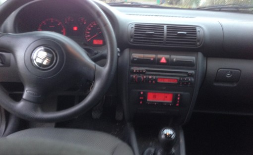SEAT Leon 110 tdi 1.9 2002 - vue 8