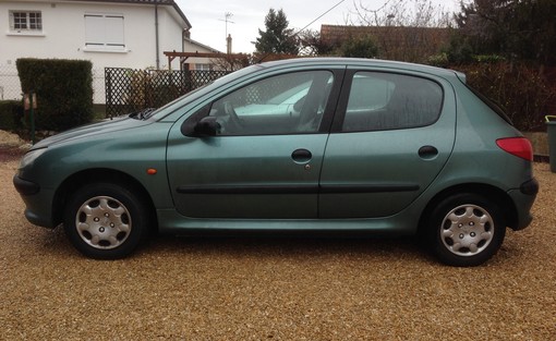 Peugeot 206 1.4 xt 1998 - vue 2