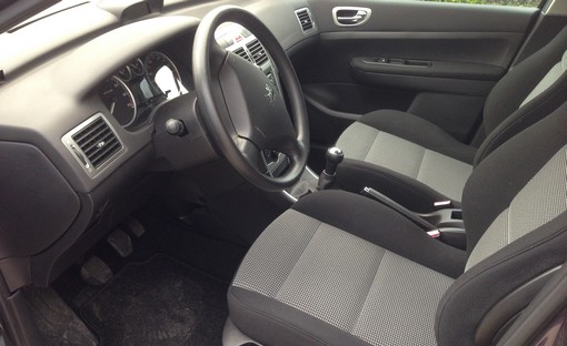 Peugeot 307 Break 1.4 2004 - vue 5