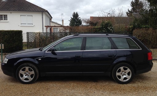 Audi A6 Avant 2.5 tdi v6 2003 - vue 2