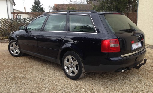 Audi A6 Avant 2.5 tdi v6 2003 - vue 3