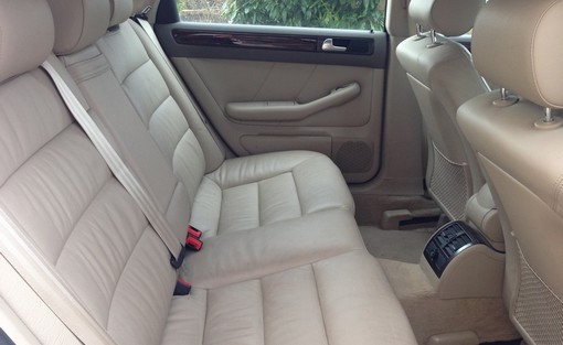 Audi A6 Avant 2.5 tdi v6 2003 - vue 7