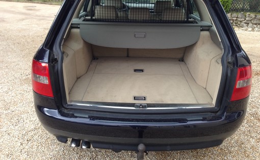 Audi A6 Avant 2.5 tdi v6 2003 - vue 8
