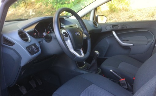 Ford Ford Fiesta 1.4 TDCI Trend 2011 - vue 3