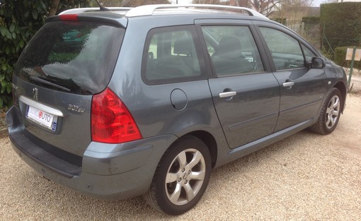 Peugeot 307 Sw 2.0 136 ch 2006 - vue 3
