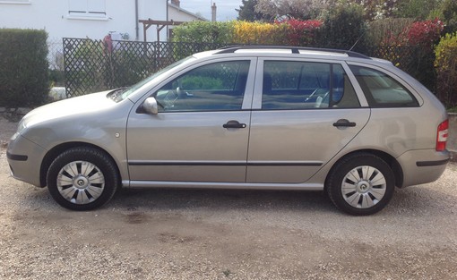 Skoda Fabia 1.4 tdi pack clim 2006 - vue 3