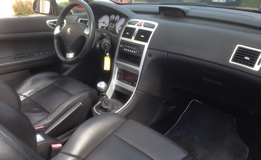 Peugeot 307 Cc 2.0 136 2005 - vue 10