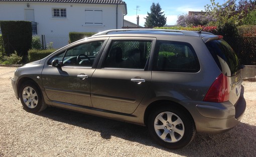 Peugeot 307 Sw 2.0 hdi 90 2004 - vue 3