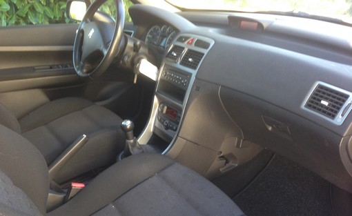 Peugeot 307 Sw 2.0 hdi 90 2004 - vue 4