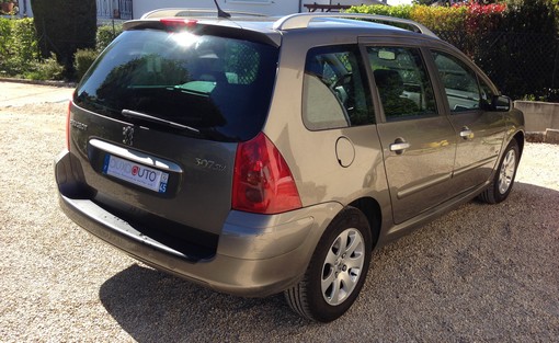 Peugeot 307 Sw 2.0 hdi 90 2004 - vue 8