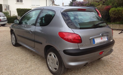 Peugeot 206 1.1 2002 - vue 3