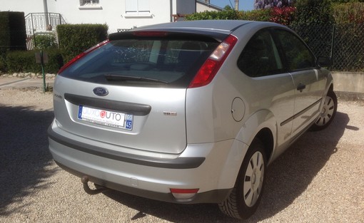 Ford Focus ambiante 2006 - vue 3