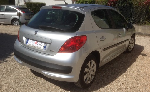 Peugeot 207 1.4 hdi trendy 2007 - vue 3