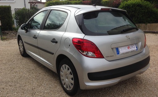 Peugeot 207 1.6 hdi 90 99g 5p 2011 - vue 3