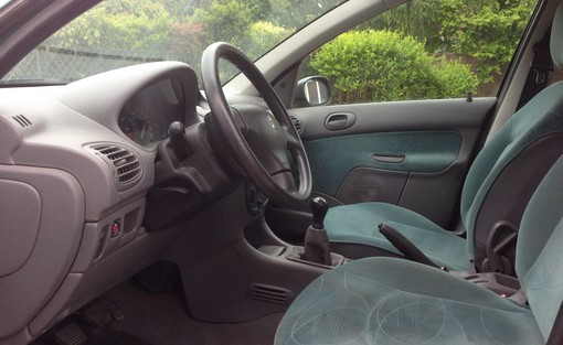 Peugeot 206 1.4 xt 2001 - vue 7