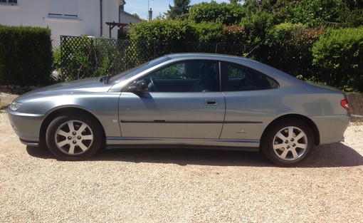 Peugeot 406 Coupe 2.2 hdi 136 2003 - vue 4