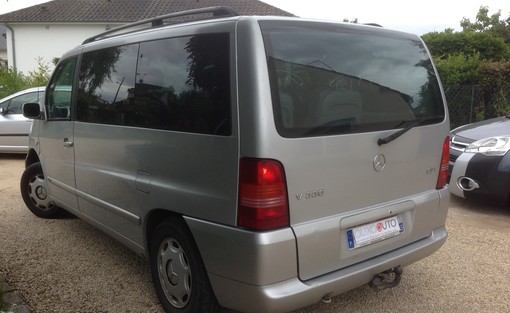 Mercedes-Benz V220 122 ch 2001 - vue 2